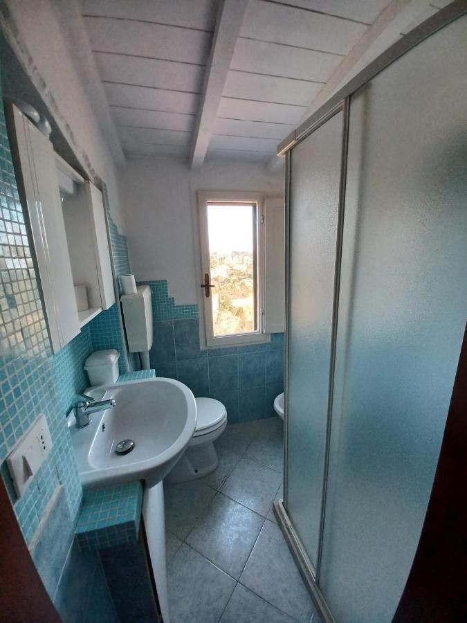 Casa Vacanze L'Acquerello Lari Exterior foto