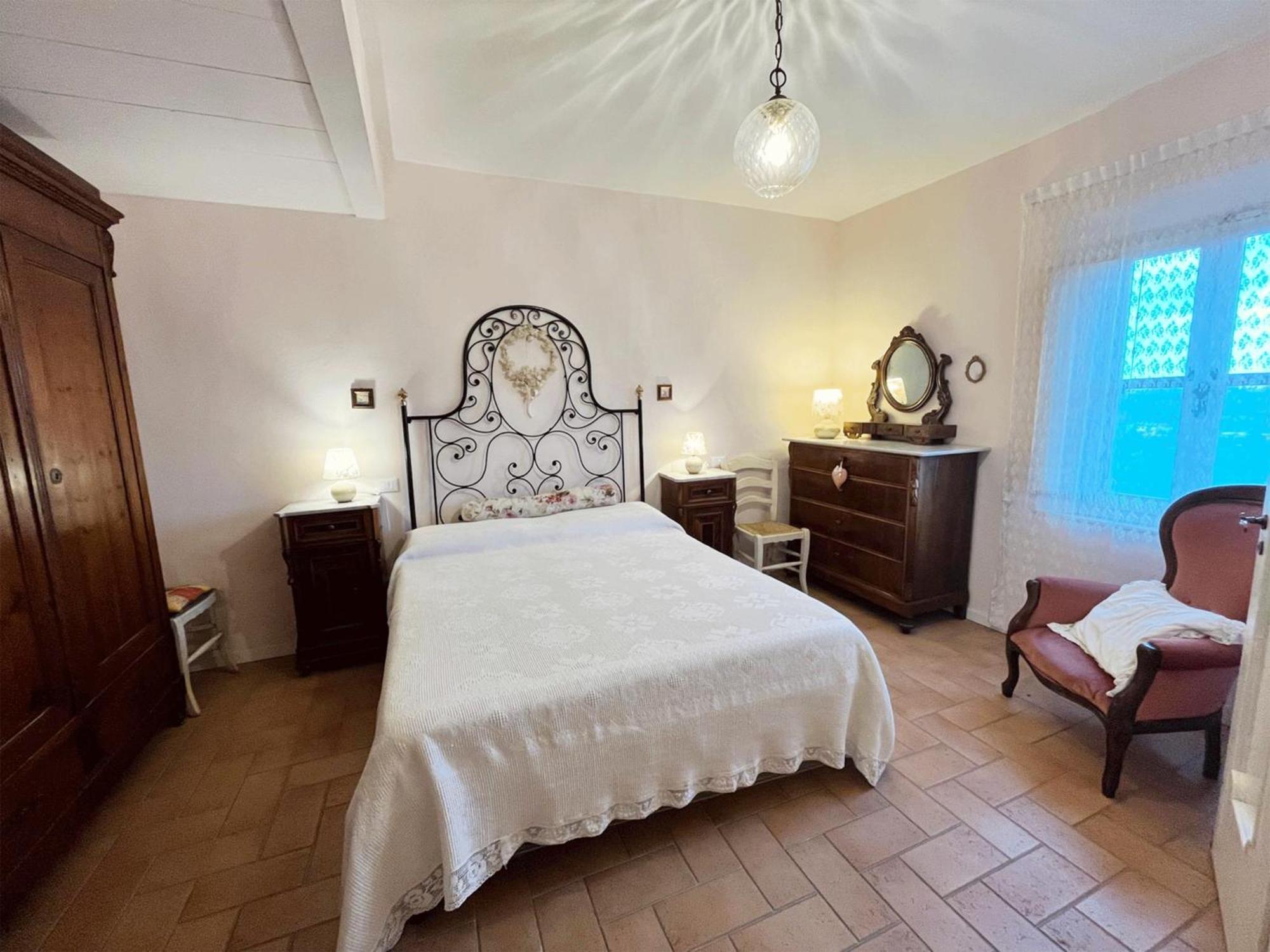 Casa Vacanze L'Acquerello Lari Exterior foto